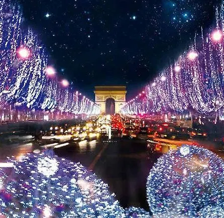 The Studio Champs Elysees * Parigi